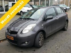 Toyota Yaris 1.3 VVTi Aspiration  Climate 15``LMV