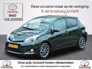 Toyota Yaris 1.5 FULL HYBRID DYNAMIC | Navi | Pano-dak | Half leer