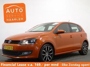 Volkswagen Polo 1.6 TDI HIGHLINE DSG Automaat , R-Edition Look, Navi, LMV