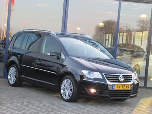 Volkswagen Touran 1.4 TSI 140pk Highline BNS ECC NAVI XENON