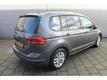 Volkswagen Touran 1.2 TSI 110 pk HIGHLINE 7P Navigatie PDC Climatronic 16 inch LM velgen