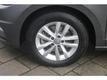 Volkswagen Touran 1.2 TSI 110 pk HIGHLINE 7P Navigatie PDC Climatronic 16 inch LM velgen