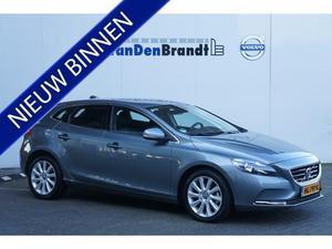 Volvo V40 2.0 T3 MOMENTUM Sensus Navigatie 17``