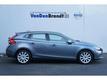 Volvo V40 2.0 T3 MOMENTUM Sensus Navigatie 17``