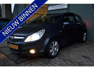 Opel Corsa 1.4-16V COSMO NETTE EN DEALER ONDERHOUDEN!