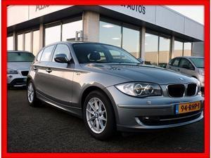 BMW 1-serie 116I BUSINESS LINE ULTIMATE EDITION Leder sport interieur navigatie 6 Maanden BOVAG Garantie