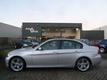 BMW 3-serie 318i HIGH EXE CLIMA. PDC. 19INCH M6. 6-bak!