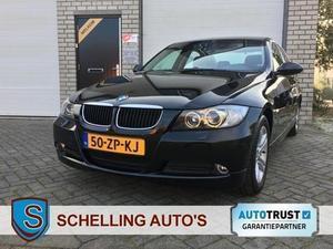 BMW 3-serie 318i Aut.High exe. Xenon NaviPro Pdc