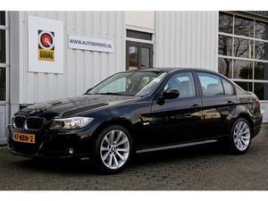 BMW 3-serie 318i Business Line Automaat*Navi Groot Xenon 17 inch*