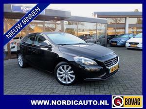 Volvo V40 1.6 D2 SUMMUM NAVI XENON LEDER CAMERA KEYLESS