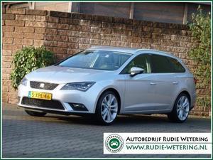 Seat Leon ST 1.6 TDI 110PK STYLE BUSINESS 14% BIJTELLING LEER XENON NAV TE