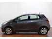 Toyota Yaris 1.3 16V EXECUTIVE * LEDER * NAVI * AIRCO * LMV *