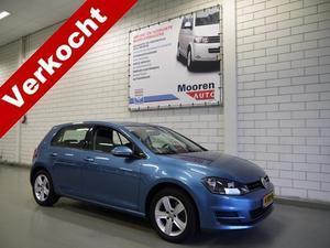 Volkswagen Golf 1.2 TSI 105PK | PARKEERSENSOREN | LMV |