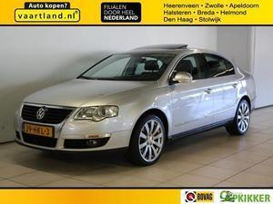 Volkswagen Passat 1.4 TSI Comfortline   leer navi schuif kanteldak lmv