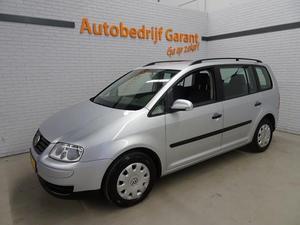 Volkswagen Touran 1.6-16V FSI 7 persoons