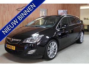 Opel Astra Sports Tourer 1.4 TURBO SPORT * 19** velgen *