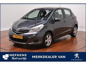 Toyota Yaris 1.3 VVT-I NOW 5-DRS * AIRCO * LMV * TREKHAAK *