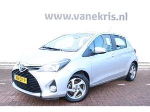 Toyota Yaris 1.5 HYBRID TREND, Navi, Cruise controle,Parkeersensoren, Lm velgen