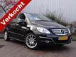 Mercedes-Benz B-klasse 180 BLUEEFFICIENCY SPORTPAKKET EERSTE EIGENAAR   HALFLEDER   BLUETOOTH   TREKHAAK