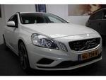 Volvo V60 2.0 D3 R-Design STOF LEDER NAVI TREKHAAK PDC CRUISE CONTROL NIEUW STAAT !!