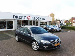 Volkswagen Passat 1.8 TFSI SPORTLINE   CLIMATE CONTROL   TREKHAAK   LM VELGEN