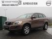 Volvo XC60 2.4D AUT 6  MOMENTUM LEDER PARK ASSIST V A 17INCH