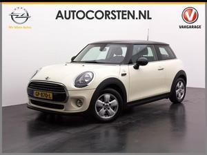 Mini Cooper D 116pk AUT. Airco Usb Lmv slechts 15.000 km!!!