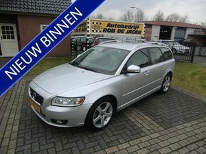 Volvo V50 1.6 D2 R-Design 115 PK 6 -Bak Leer 17 inch Lmv Pdc enz.