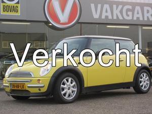 Mini Cooper 1.6 PEPPER  116pk  Elek.Pakket  Pano.dak  Half-leder  LMV  C.V. Afstand .