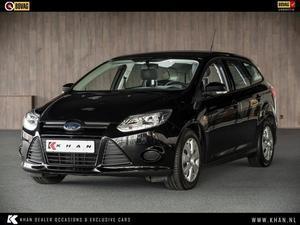 Ford Focus Wagon 1.6 TDCI ::: airco cruise stuurbed axiaal parrot elektr pakket lederen st pk trekhaak 6bak  me