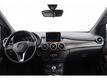 Mercedes-Benz B-klasse 180 AMBITION Exclusiefpakket, Stoelverwarming, Zitcomfortpakket, Licht en Zichtpakket Handgeschakeld