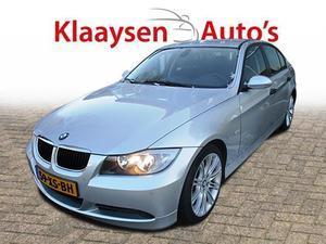 BMW 3-serie 320I EXECUTIVE AUTOMAAT! NAVIGATIE! TREKHAAK! STOELVERWARMING!