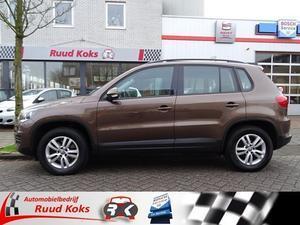 Volkswagen Tiguan 1.4 TSI COMFORT&DESIGN