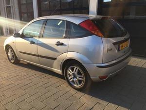 Ford Focus 1.6-16V TREND AIRCO AUTOMAAT