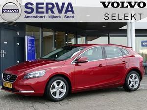 Volvo V40 D3 Aut. Momentum | 5-cilinder | Navi