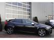 Volvo V40 D2 R-Design 18 inch Alcantara Leder