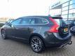 Volvo V60 D2 AUTOMAAT SUMMUM LEER NAVIGATIE XENON TREKHAAK NIEUW MODEL