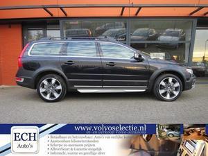 Volvo XC70 Export, Ex. BPM D5 205pkSummum Automaat, Inscription Leer, Schuifdak, Blis, Xenon, Keyless, Premium