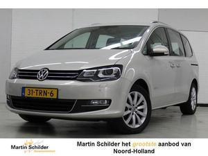 Volkswagen Sharan 2.0 TDI 140pk HIGHLINE Diesel Automaat Trekhaak PDC  Elektrische ramen v a Cruise control Climate co