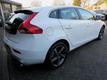 Volvo V40 1.6 T3 R-DESIGN NAVI LEDER CAMERA LED 17 INCH