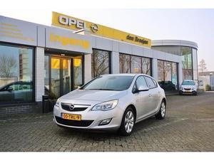 Opel Astra 1.4 Turbo 120pk Edition   Navigatie