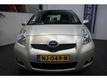 Toyota Yaris 1.3 VVTi Aspiration NAVI AFN. TREKHAAK AUTOMAAT PDC TEL KEYLESS ENTRY NIEUW STAAT !!