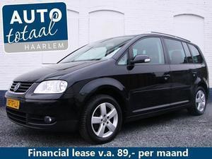 Volkswagen Touran 1.9 TDI HIGHLINE Navi-Leer Actie van 6900,- voor 5790