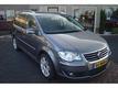 Volkswagen Touran 2.0 TDI HIGHLINE 7 Persoons