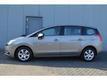 Peugeot 5008 1.6 E-HDI BLUE LEASE NAVI