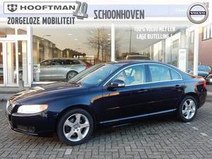 Volvo S80 2.5 T MOMENTUM,AUTOMAAT,NAVIGATIE,17`