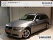 BMW 3-serie Touring 318i 2.0 143pk AUT6 BUSINESS LINE | PARELMOER | NAVI