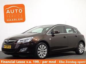 Opel Astra 1.4 TURBO COSMO AUTOMAAT , Navi, ECC, LMV, 76 dkm