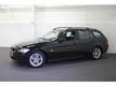 BMW 3-serie Touring 318I BUSINESS LINE *GROOT DVD navigatie  ECC  Cruise controle  lm-velgen  Carkit* !! PERFECT