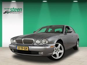 Jaguar XJ 3.5i V8 AUTOMAAT LEDER NAVIGATIE BLUETOOTH PDC XENON LMV19